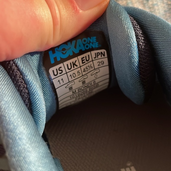 Hoka Bondi 6 Running Sneakers - size 11 - Picture 3 of 7